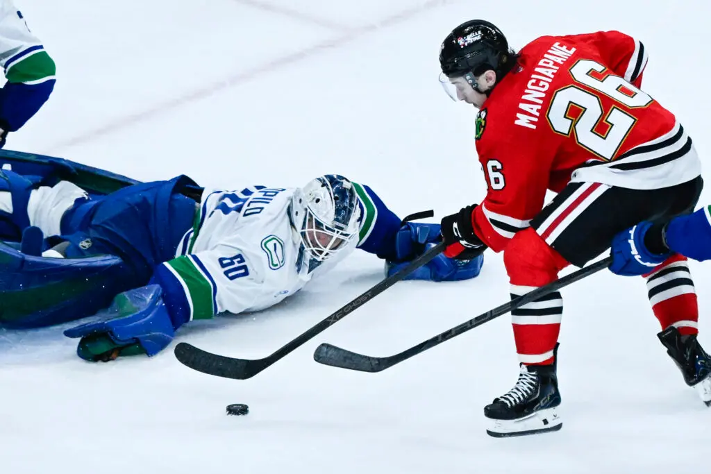 Chicago Blackhawks Andrew Mangiapane