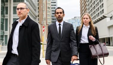 Calls for judge to apologize to officers in Umar Zameer case 'not appropriate': legal experts