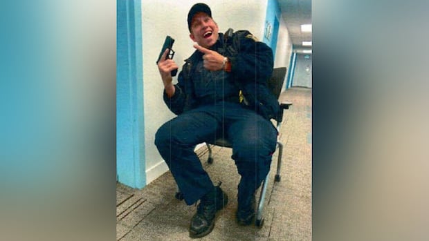Police got tip about 'dirty cop' helping trafficker 15 years before Winnipeg officer's arrest: warrant docs