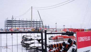 Amazon dismantling, rebuilding Barrhaven warehouse