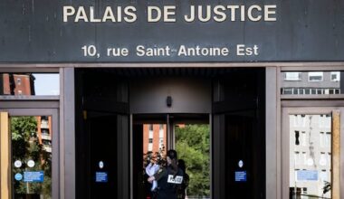 2 men accused of fathering hundreds of kids banned from donating sperm in Quebec