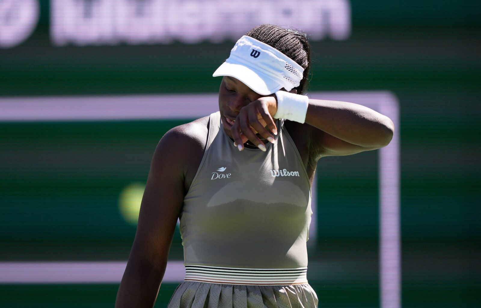 Mboko earns another straight-sets victory at Miami Open tennis tournament – Winnipeg Free Press