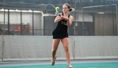 Berns/Clift win again, women's tennis blanked by St. Kate's