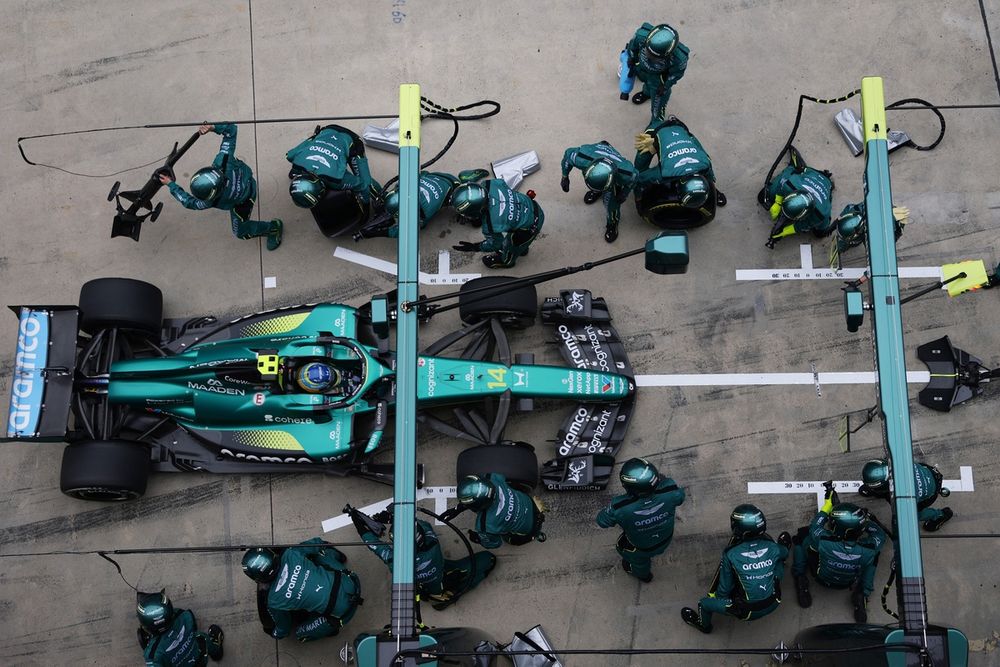 Fernando Alonso, Aston Martin Racing