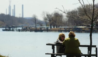 Pipeline leak located more than a week after sheen first reported on St. Clair river