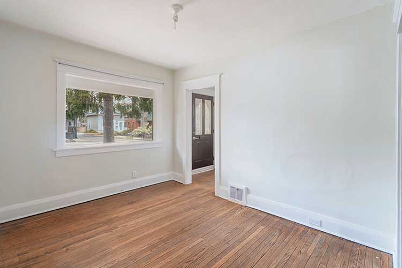 101 Cornell Avenue Toronto