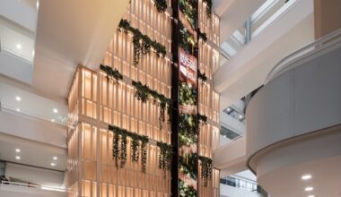 Berczy Square lobby
