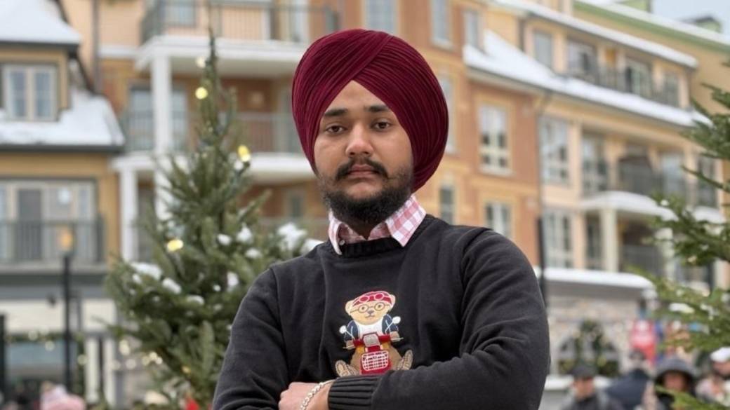 Click to play video: 'Passengers recount harrowing QEII drive-by shooting that killed their friend'