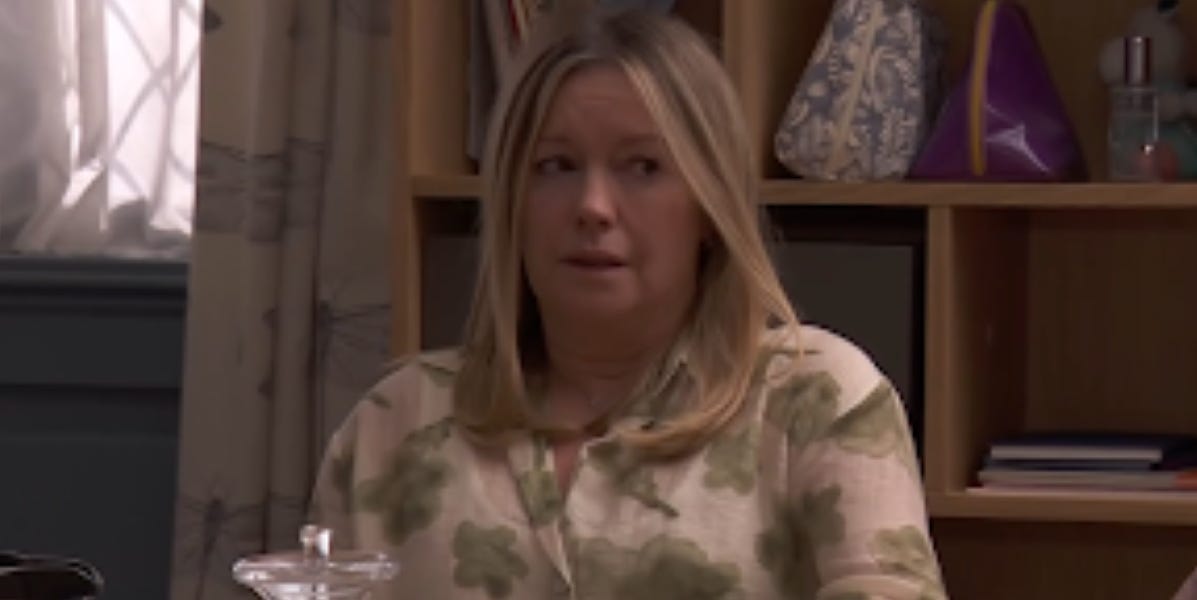 Hollyoaks' Diane delivers heartbreaking news in tragic Hutchinson scenes