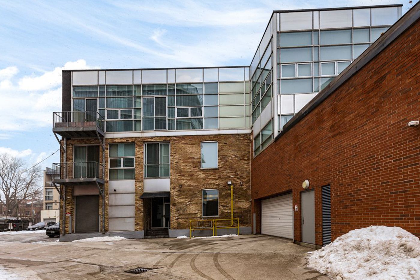 201-113 Dupont Street Toronto