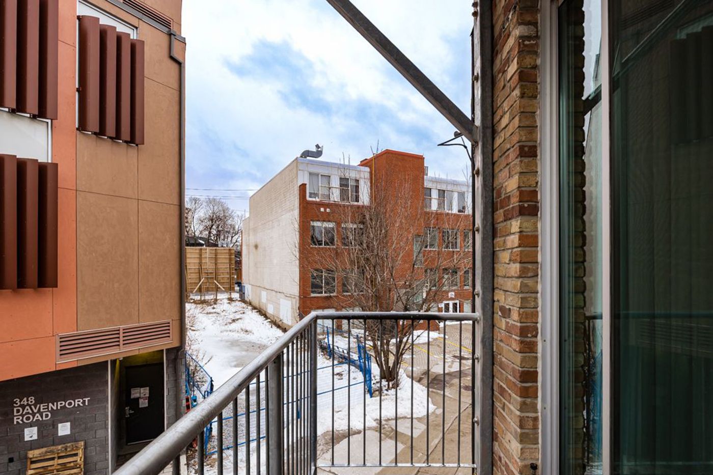 201-113 Dupont Street Toronto