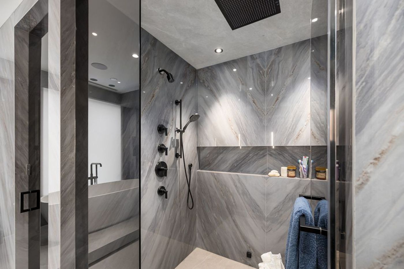 201-113 Dupont Street Toronto