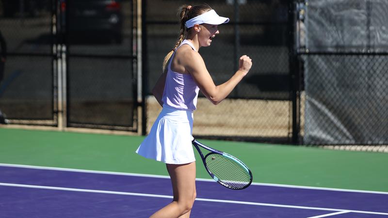 Women’s Tennis excels in 7-0 sweep vs. Milwaukee
