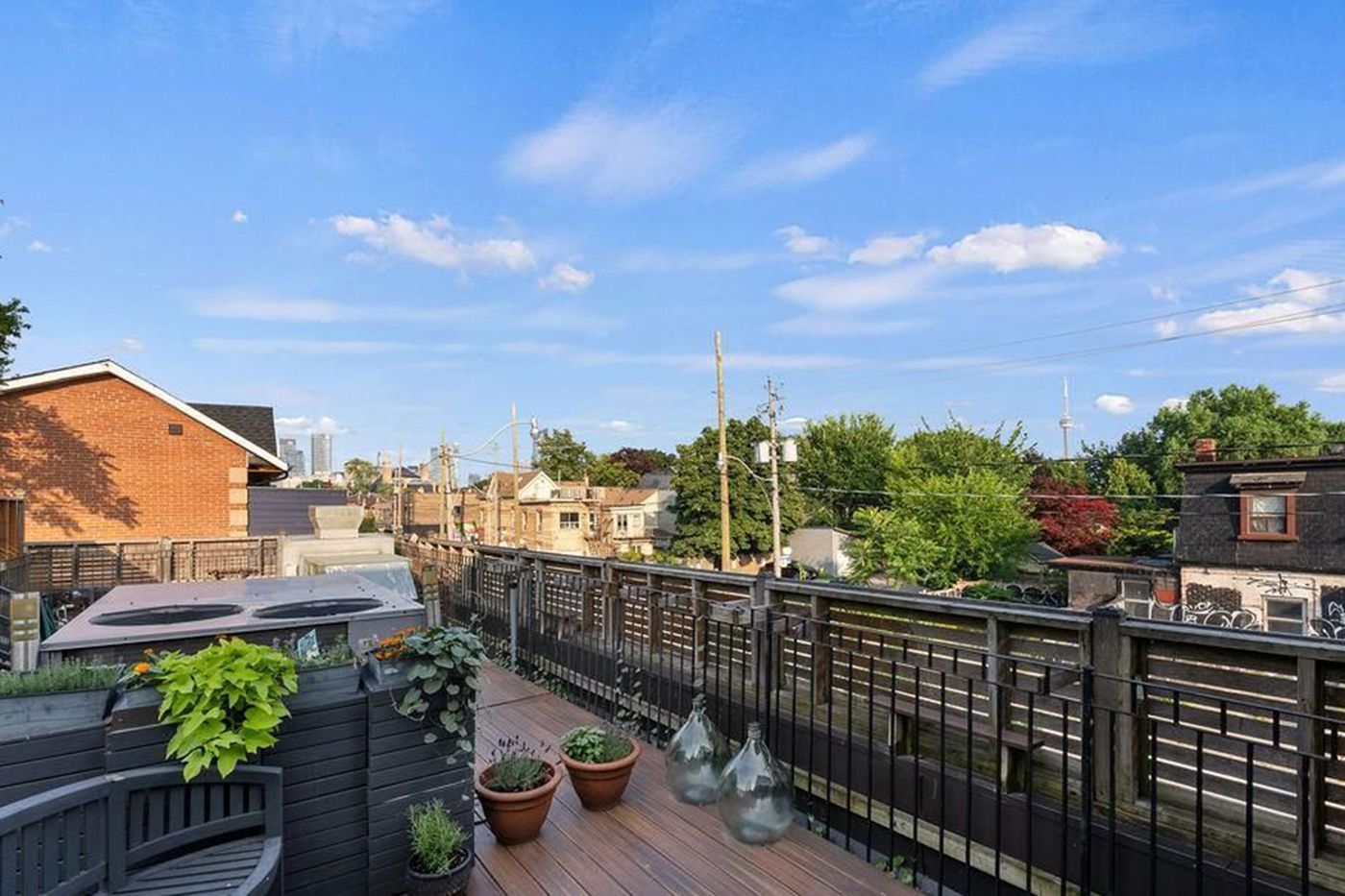 154 Harbord Street Toronto