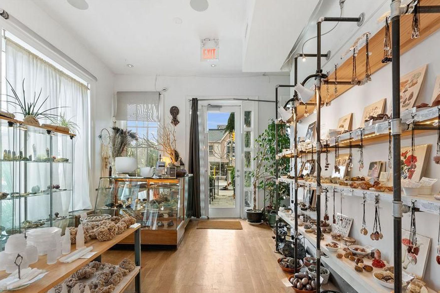 154 Harbord Street Toronto