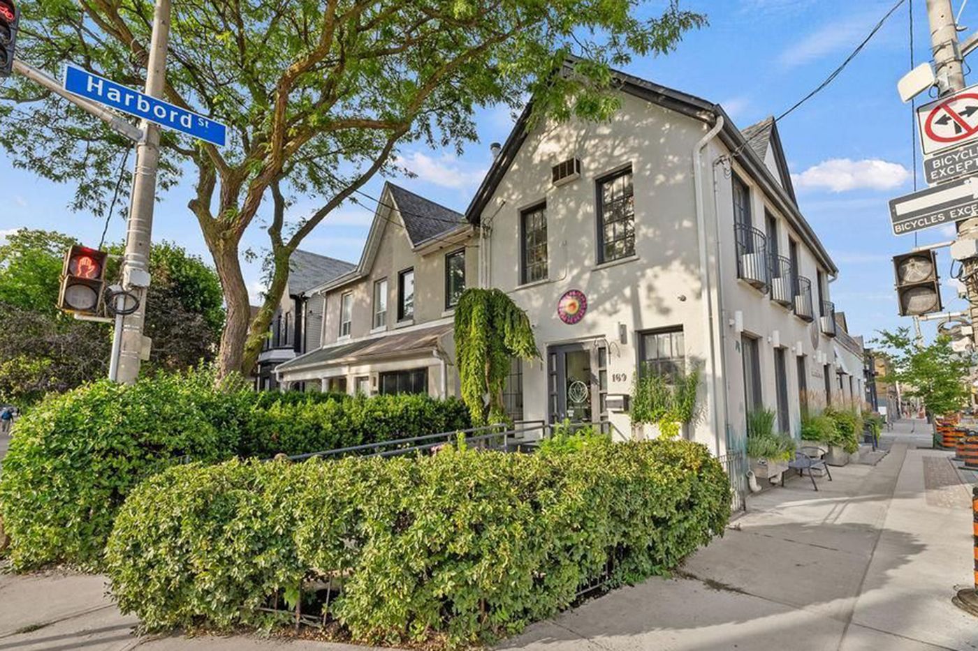 154 Harbord Street Toronto