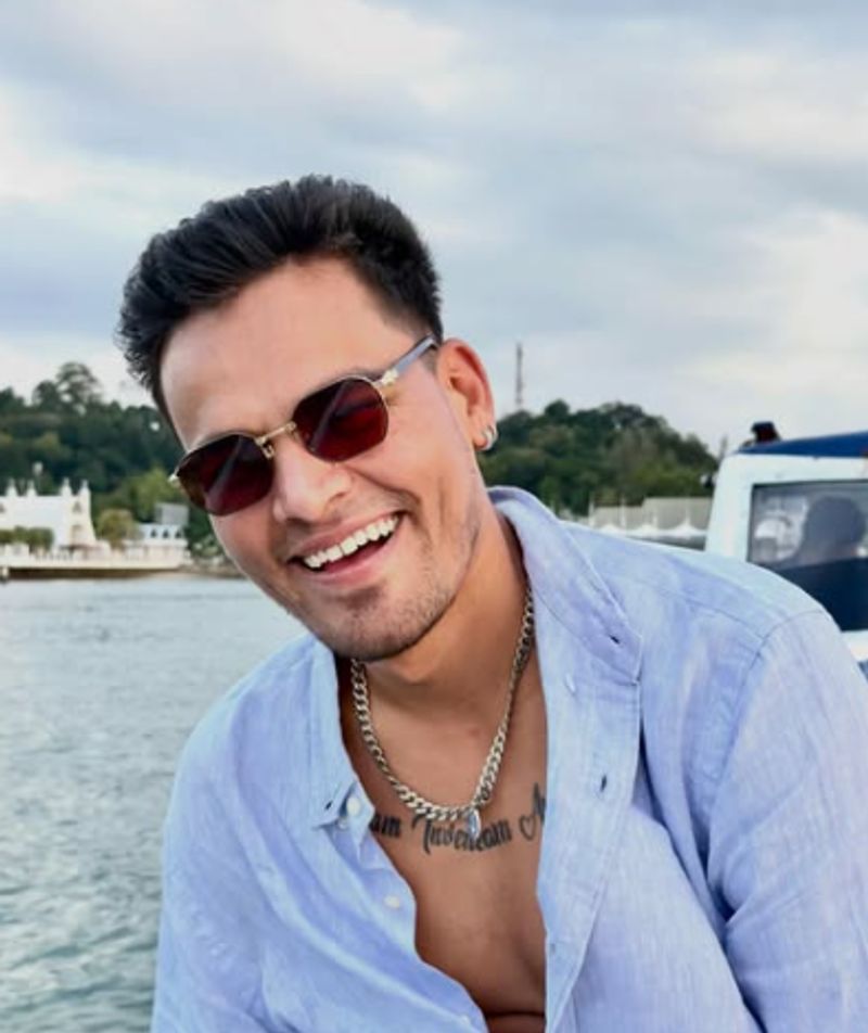 India spinner Rahul Chahar returns to Surrey for an eight-game spell