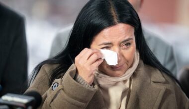 2 people experiencing homelessness died in past 24 hours, says Montreal mayor