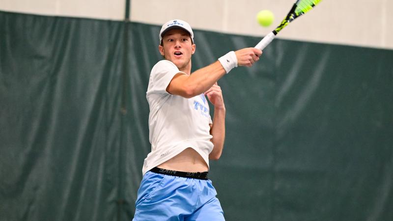 No. 2 Tufts Men’s Tennis Handles Brandeis, Sweeps Hamilton in Saturday Doubleheader