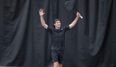 Huskies Roll Past UIC for Season Sweep, Down Judson