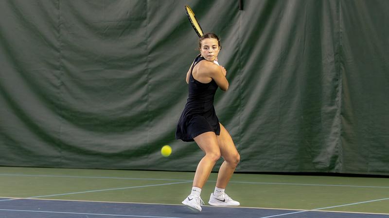 Women’s Tennis wins two on the road