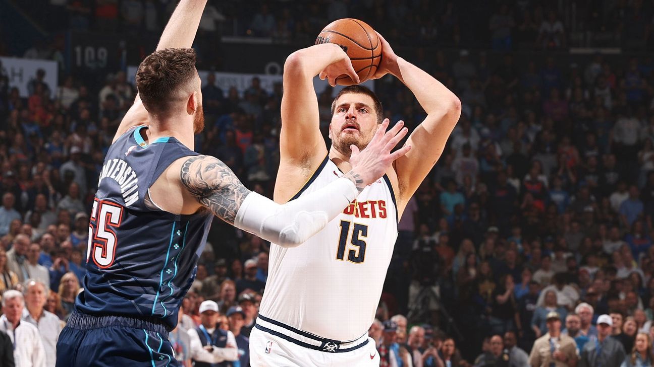 Nikola Jokic's reaction to Caitlin Clark's praise? A smirk and one liner
