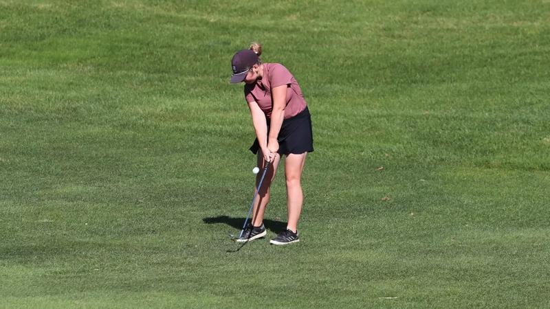 Zoe Banack leads Beavers, who are 12th after 1st round of NSIC Preview