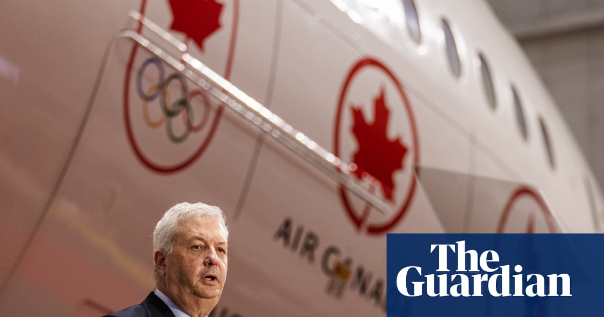 Air Canada CEO to resign after backlash to video tribute of pilots killed in crash | World news