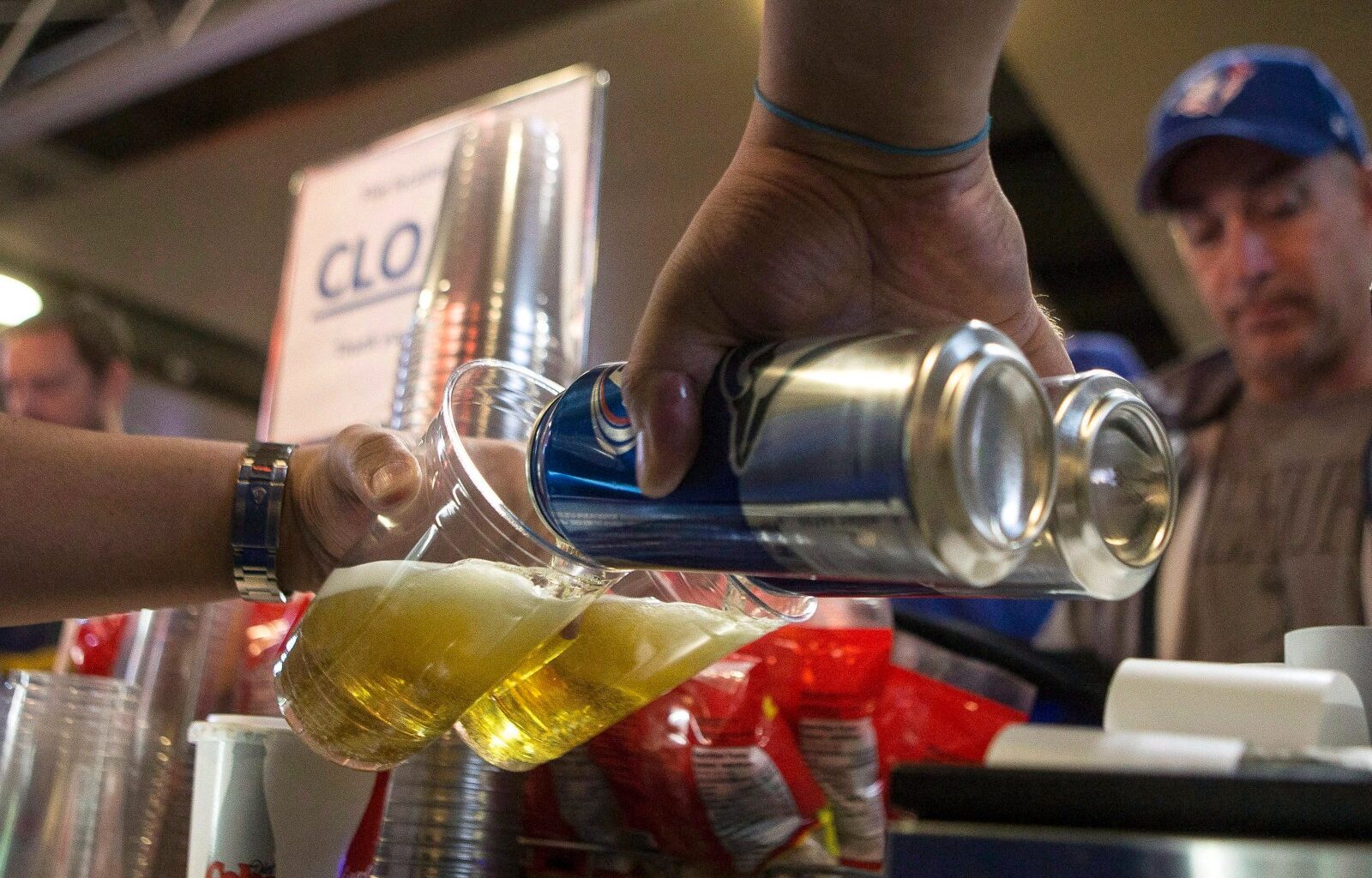 Ottawa extending 2% alcohol tax hike cap for another 2 years – Winnipeg Free Press