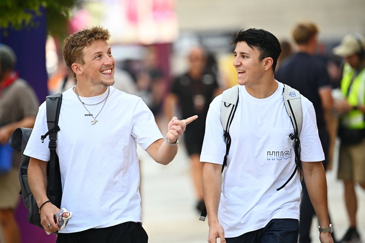 Liam Lawson beats Isack Hadjar in wild Red Bull drift kart battle