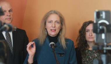 ‘Decisive moment’ for province to reverse LifeLabs’ impending closure: Gélinas