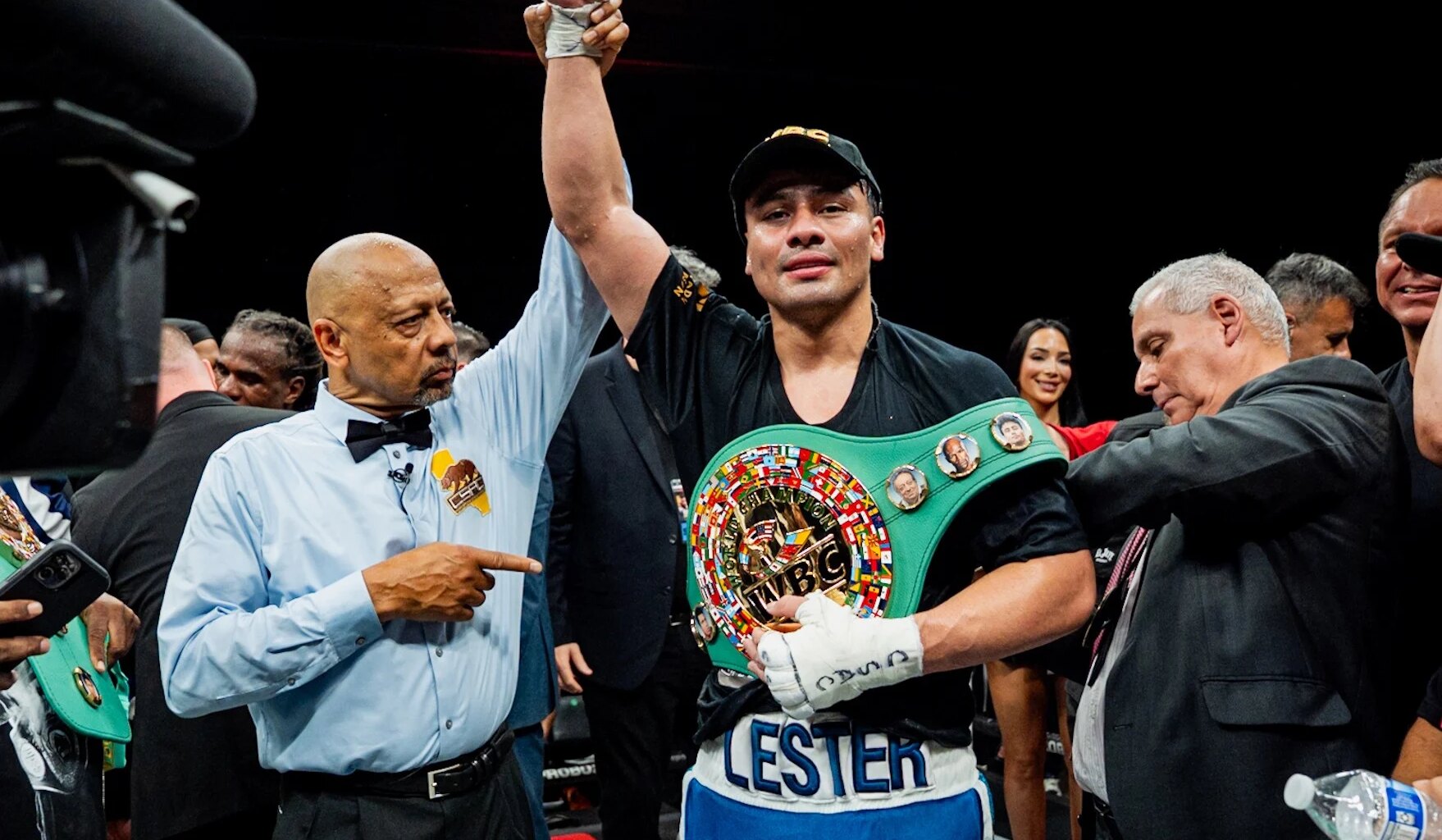 Martinez Outworks Aleem, Wins WBC Interim Super Middleweight Crown