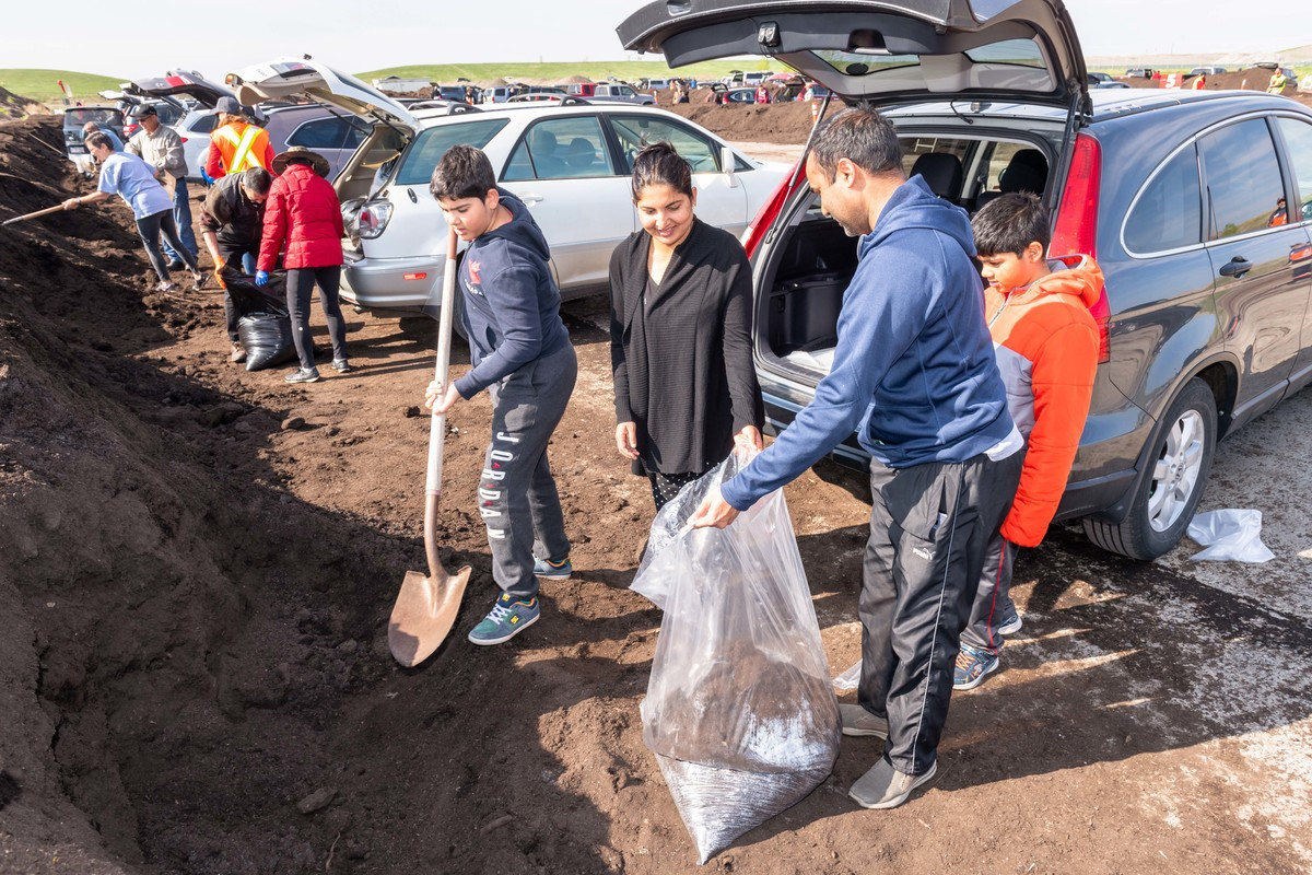 Compost Giveaway program returns for its eighth year