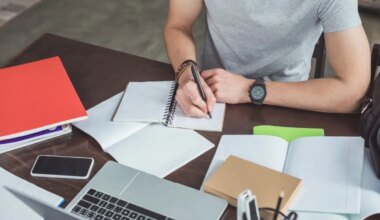 Students to rally in protest