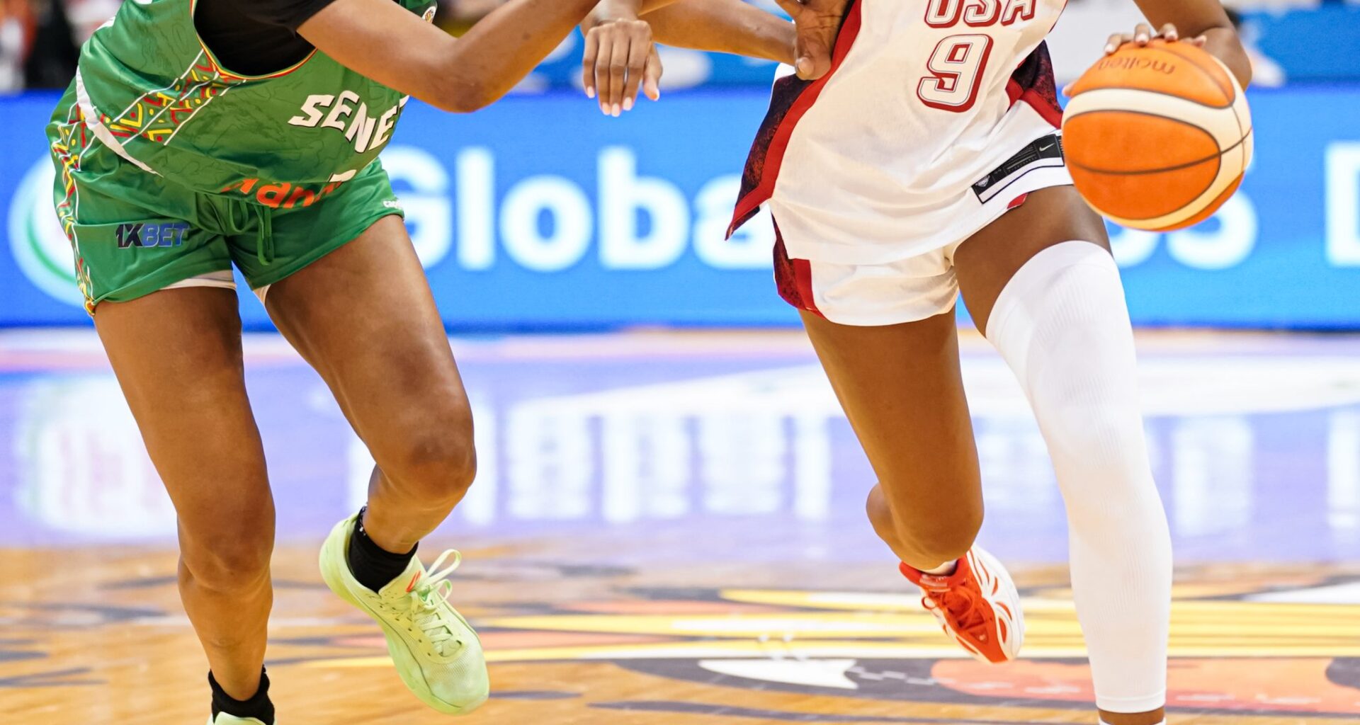 Players and owners divided in WNBA