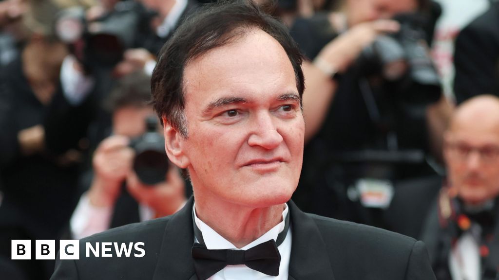 Quentin Tarantino to stage 'swashbuckling comedy' The Popinjay Cavalier in London theatre - BBC