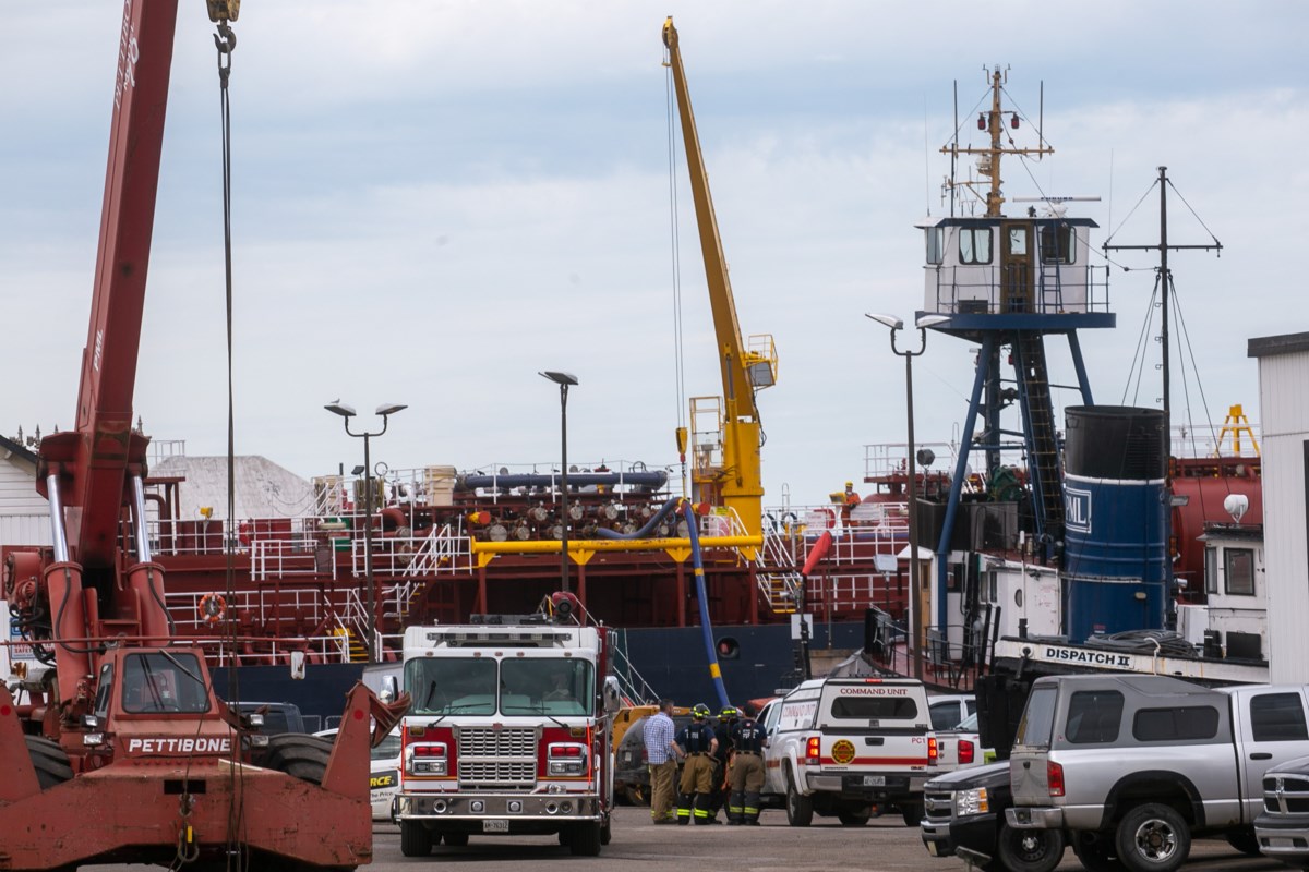 Settlement reached on oil spill charges against Algoma Steel