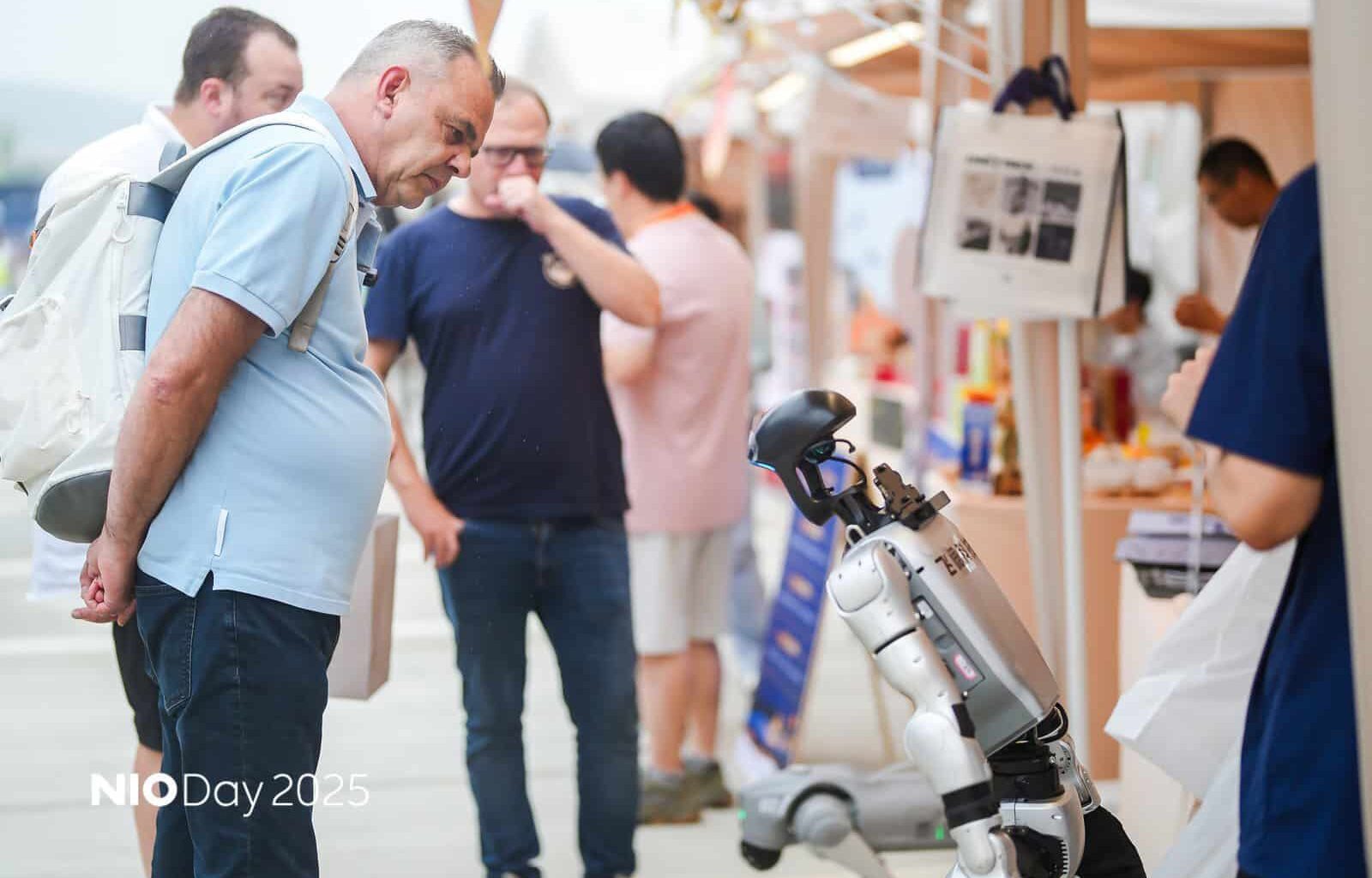 A robot featured at the Nio Day 2025 venue in September 2025.