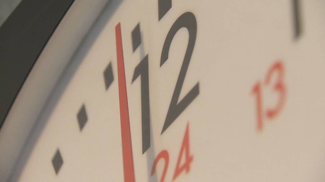Click to play video: 'B.C. moves to permanent daylight saving time'
