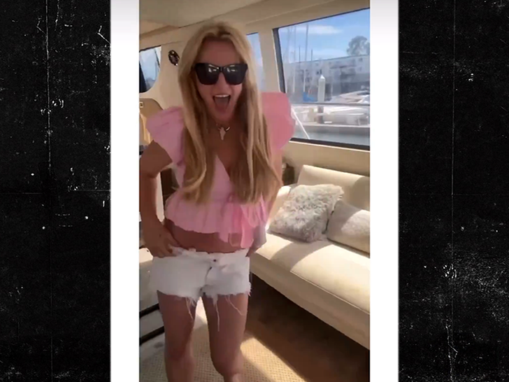 032926_britney_spears_primary_v3