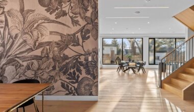 House of the week: Bright, modern home with luxury features in Mississauga