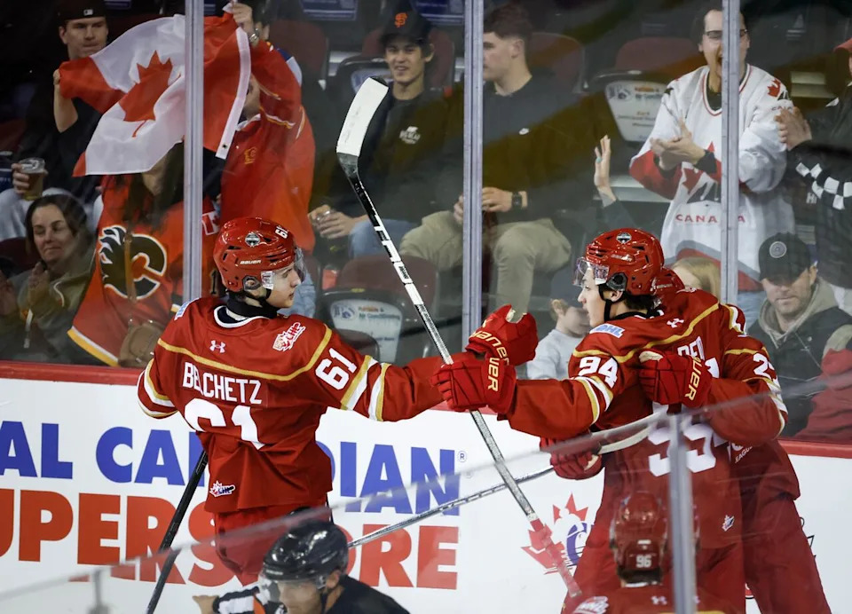 Ethan Belchetz scores during the second period of a CHL-USA Prospects Challenge hockey action against Team USA in Calgary on Tuesday, Nov. 25, 2025.
