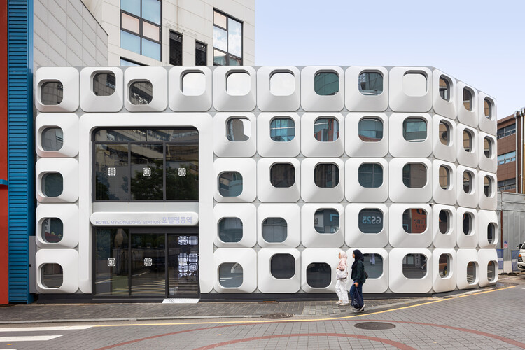 Hotel Myeongdong Station / Yong Ju Lee Architecture - Image 1 of 29