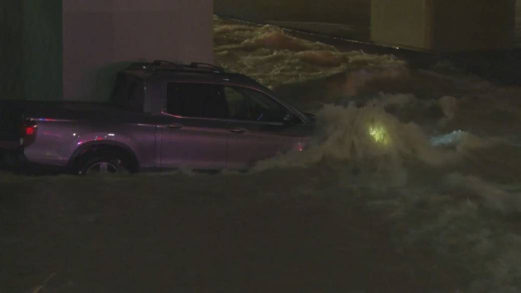 Click to play video: '‘Catastrophic’ Calgary water main break prompts usage limits'