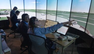 Canada is short 200 air traffic controllers, Nav Canada says