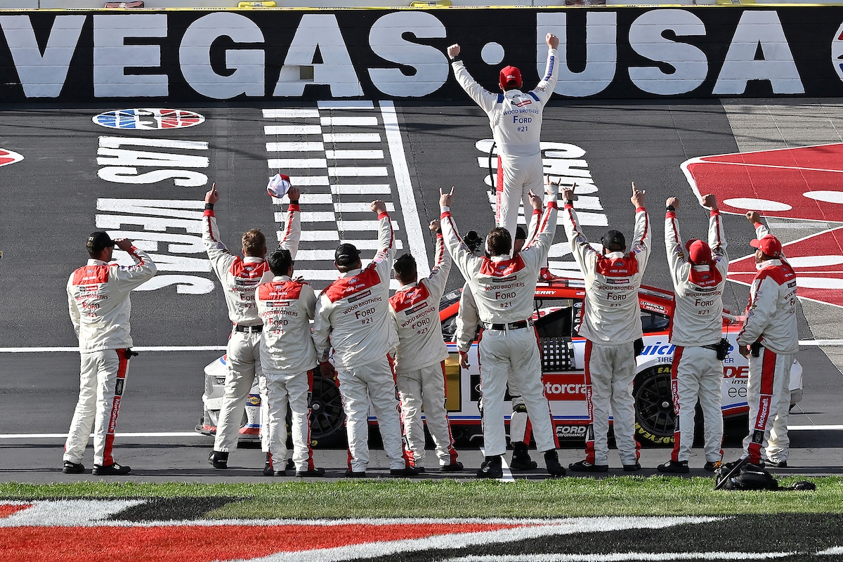 #21: Josh Berry, Wood Brothers Racing, Motorcraft  Quick Lane Ford Mustang