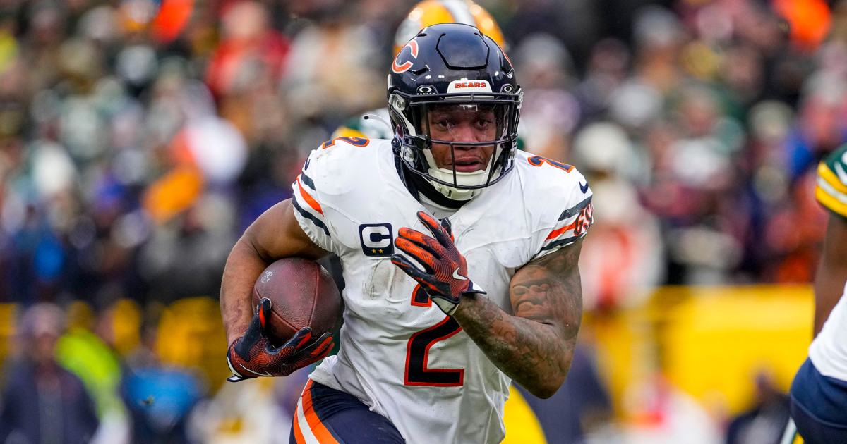 Buffalo Bills trading for Chicago Bears receiver D.J. Moore, reports say