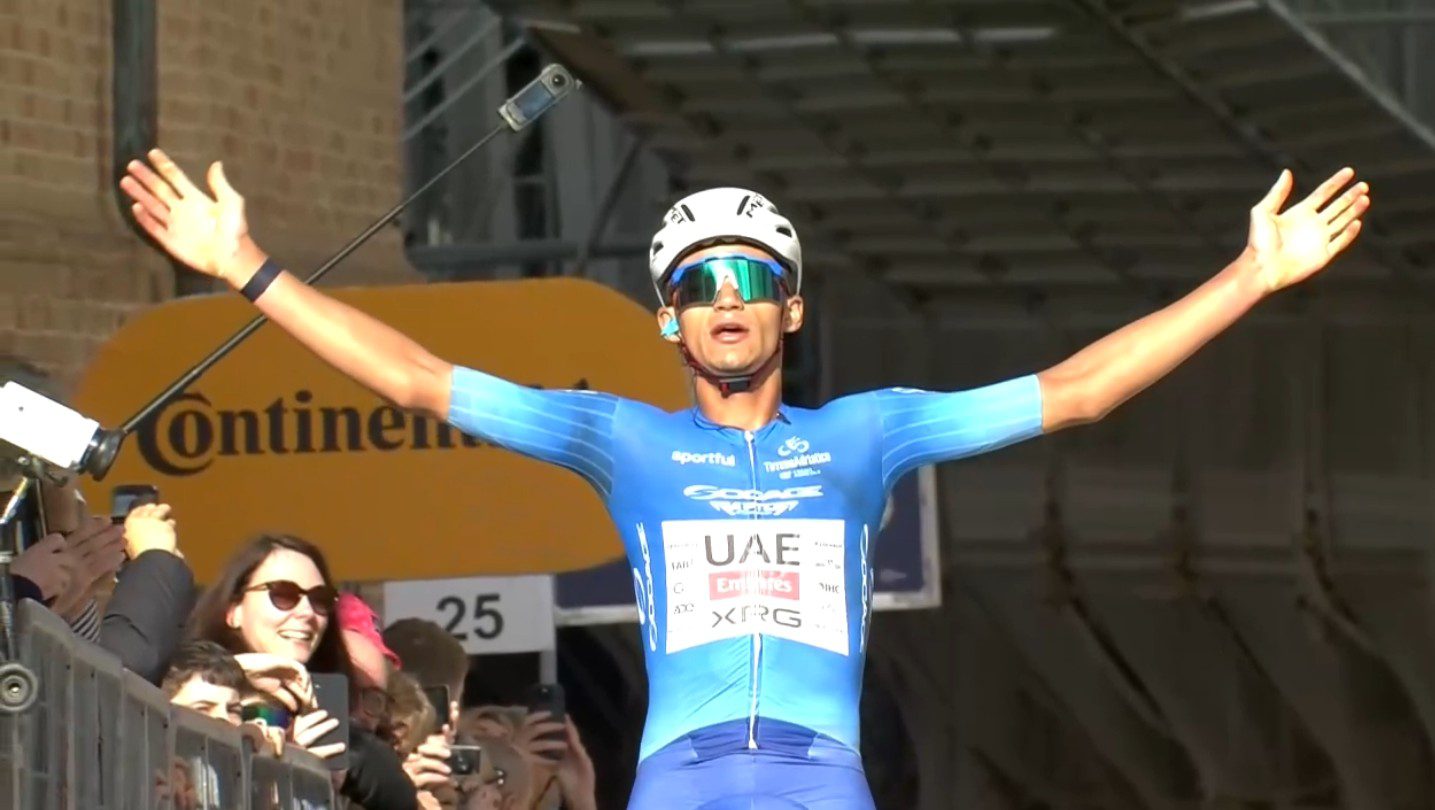 Isaac del Toro on verge of second 2026 WorldTour stage race title