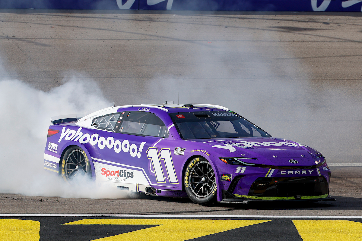 Credit: #11: Denny Hamlin, Joe Gibbs Racing, Yahoo! Toyota Camry