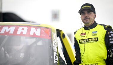 How Frankie Muniz's NASCAR Schedule Affected the 'Malcolm in the Middle' Reboot